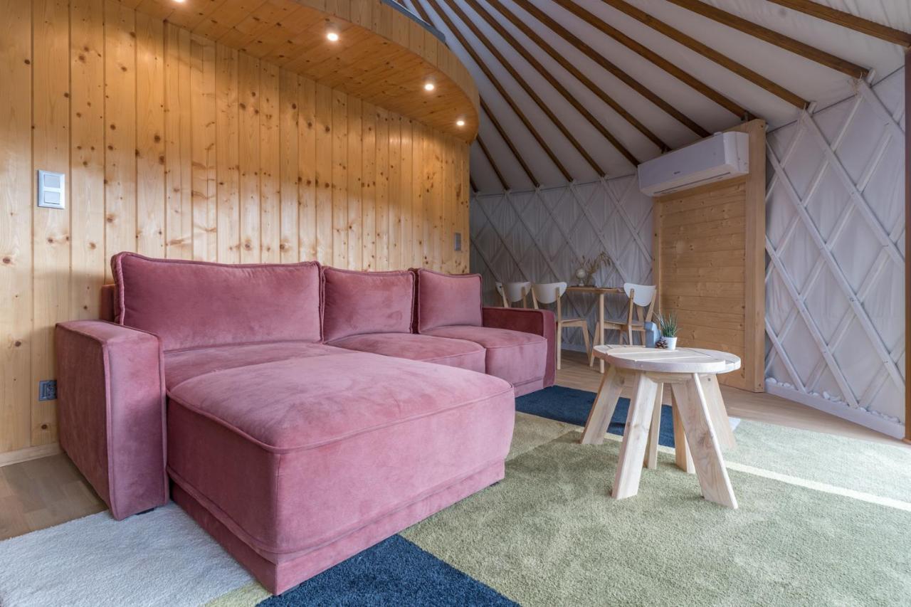 Tylmanowa Gorski Glamping - Caloroczne Jurty Z Widokiem מראה חיצוני תמונה