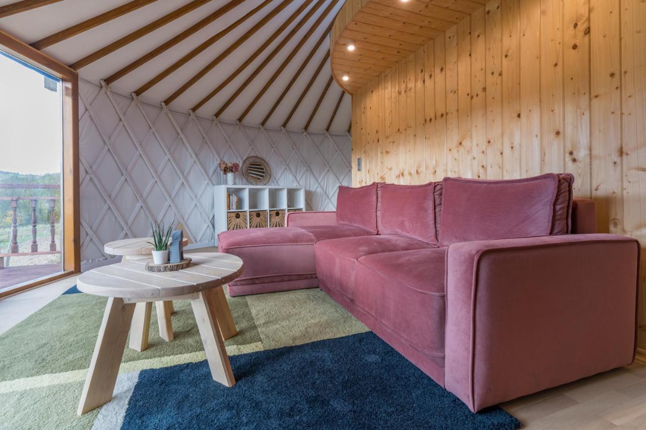 Tylmanowa Gorski Glamping - Caloroczne Jurty Z Widokiem מראה חיצוני תמונה